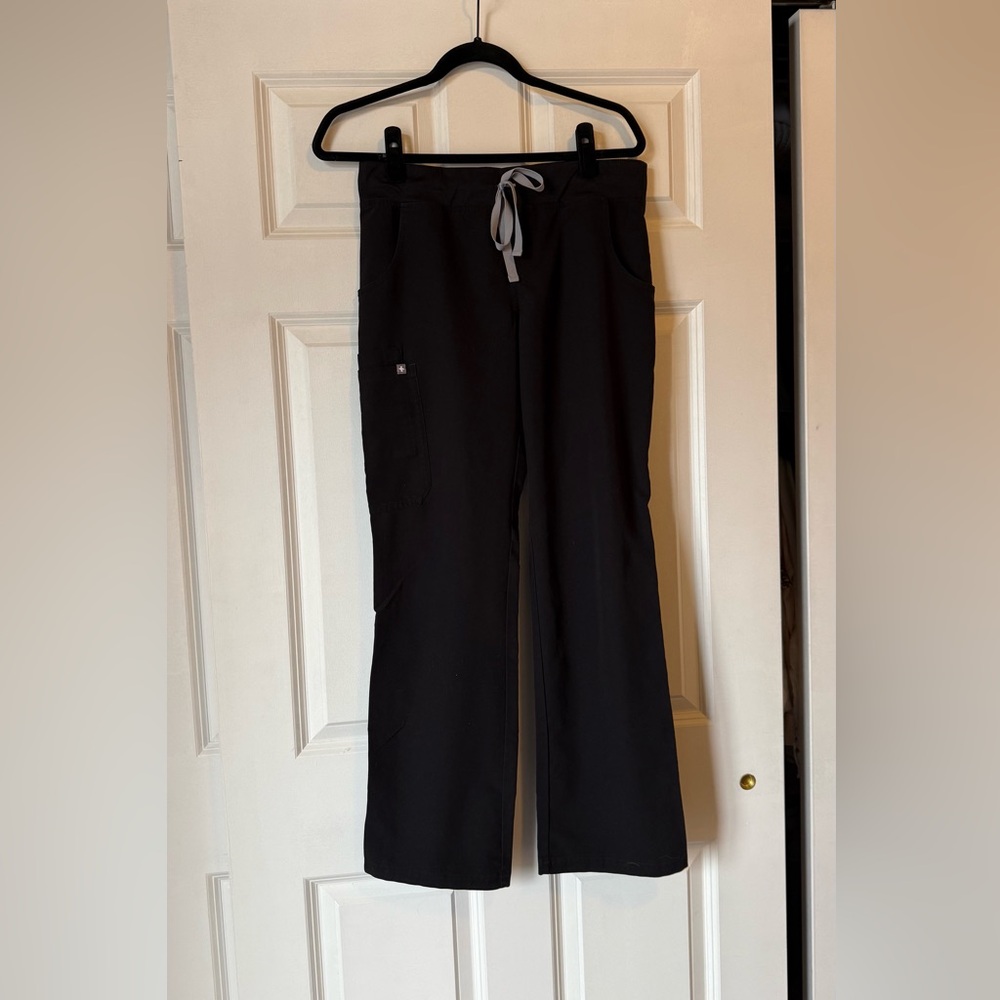 Figs Kade Cargo Scrub Pants